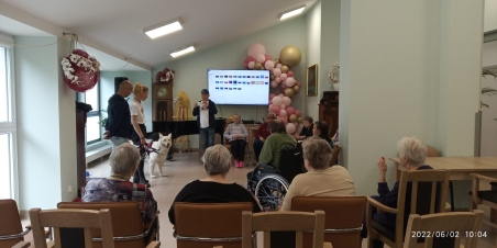 Fundacja Dogoterapeutyczna <q>Grupa Enzo</q> - naszym gociem