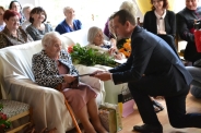 100 lat Pani Elwiry Bielewicz i Pani Stanis�awy Opali�skiej, 19.05.2016 r.33