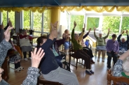Gimnastyka i zaj�cia terapeutyczne w naszym DPS Maj 2015 r.2