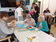 Wspólne rozgrywki gier planszowych dzieci z seniorami, 06.06.2025 r.6