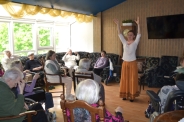 Zaj�cia ruchowe w naszym DPS Maj 2015 r.1